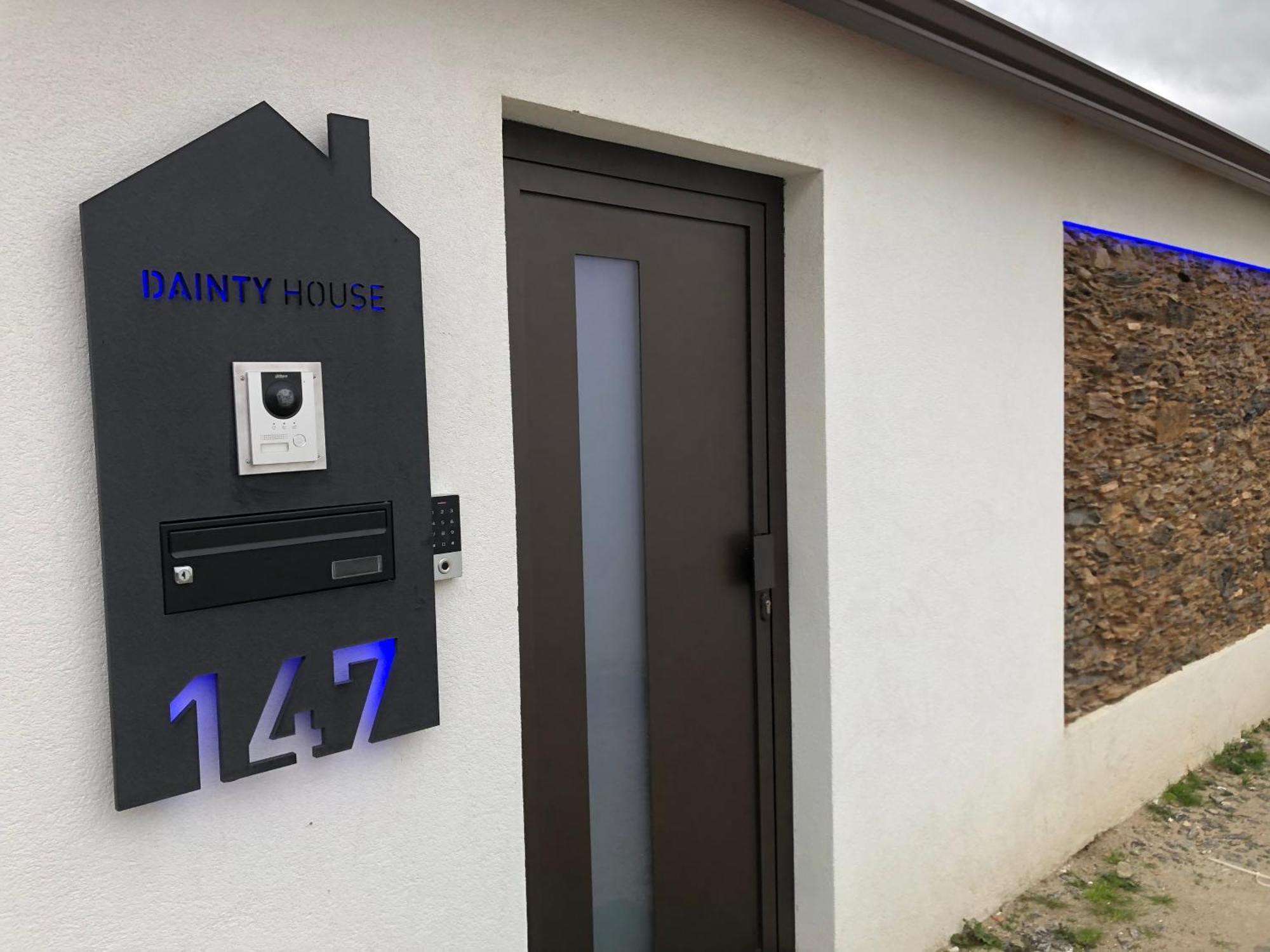 הוילה אובאר Dainty House מראה חיצוני תמונה
